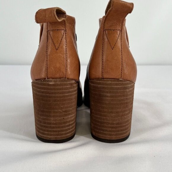 Vionic Lyssa Women's Heeled Boot Size 8.5 Toffee Side Zip - Picture 4 of 16